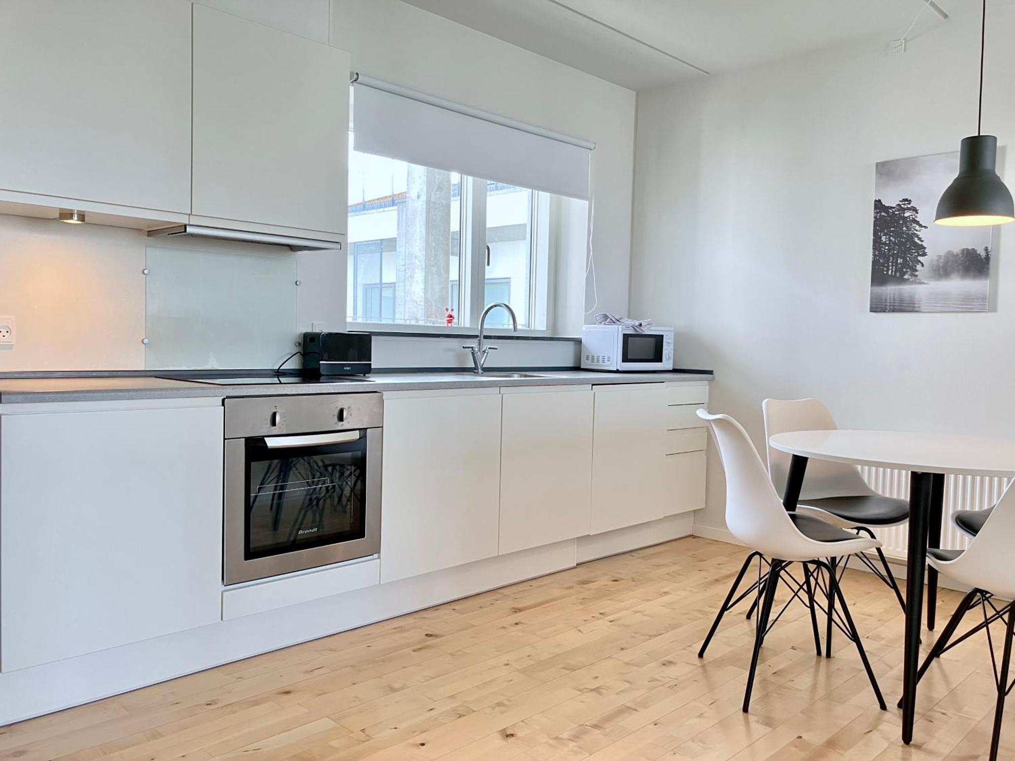 Lägenhet Newly Built 1 Bedroom With Balcony *